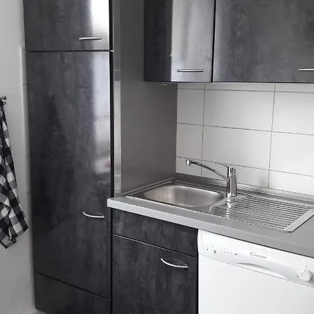 Apartment Moderne Ferienwohnung Am Wesertor Kassel